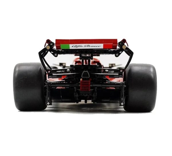 CARRO DE FÓRMULA 1 ALFA ROMEO COM 1868 PEÇAS PARA MONTAR - MARCA CADA, MODELO C64005 - Image 4